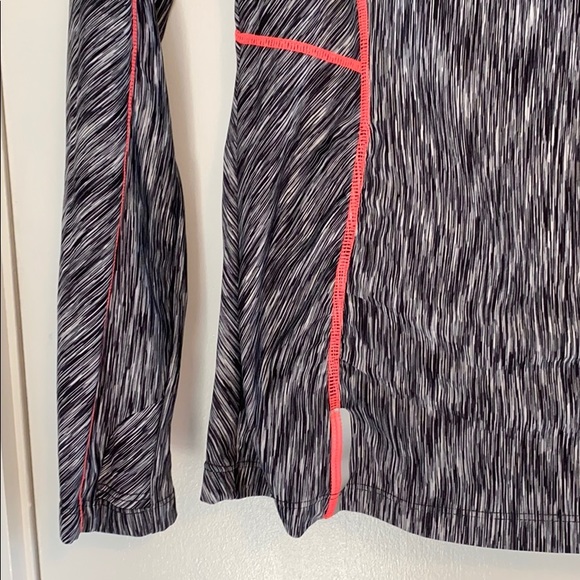 Athleta Pop Space Dye Long Sleeve Performance Top - Picture 3 of 12